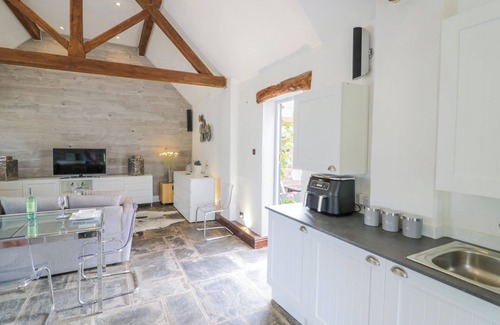 Ettington Cabaña | The Bit on the Side