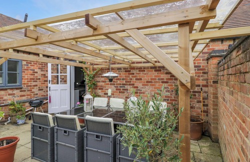 Ettington Cabaña | The Bit on the Side