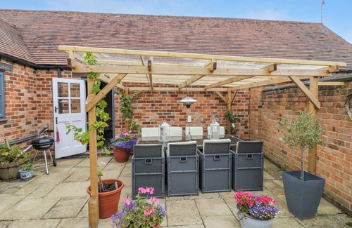 Ettington Cabaña | The Bit on the Side