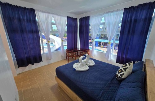 Alaminos Complejo | The Blessed Purple Bamboo Beach Resort