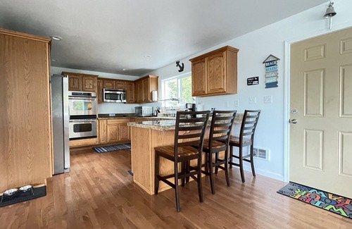 Agate Beach Casa | The Blue Diamond Beach Home