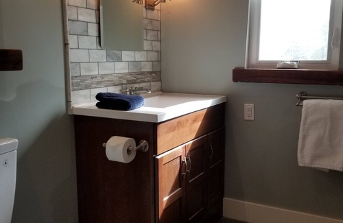 Oakdale Casa | The Blue Door Cottage - Vintage meets Modern