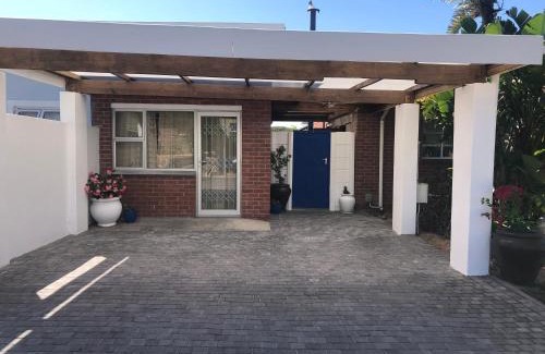 Melkbosstrand Apartamento | The Blue Door Melkbosstrand