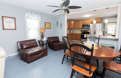 Wildwood Casa | The Blue Fig, 1.5 Blocks to Beach and Boardwalk, Fenced-in yard, Parking