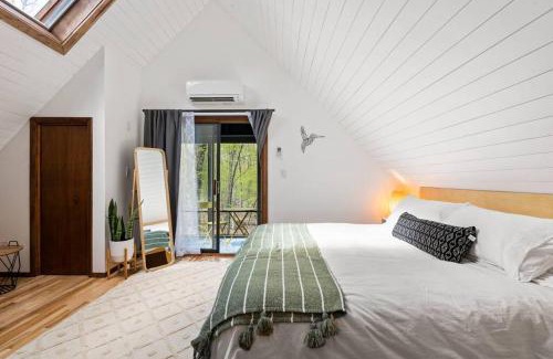 East Stroudsburg Chalet De Esquí | The Blue Forest Chalet - Kayak, Hike, Hot Tub