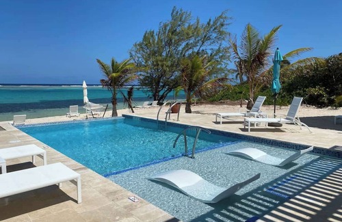 Colliers Bay Condominio | GRAN APERTURA ESPECIAL - FEBRERO Y MARZO - ¡NUEVA CAMA Y DESAYUNO!