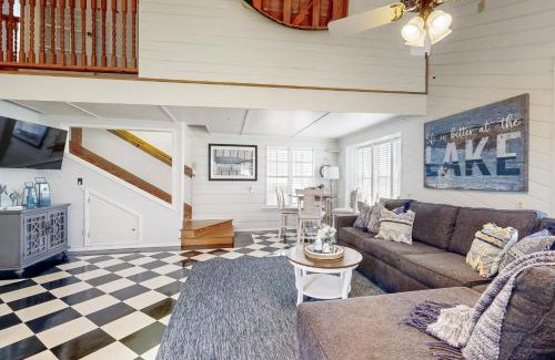 Kingsland Casa | The Blue Laker