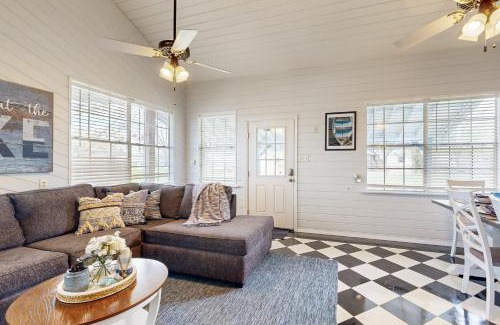 Kingsland Casa | The Blue Laker