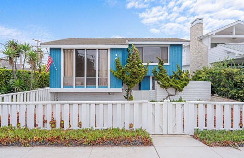 Del Mar Casa | The Blue Pearl - 2 minute walk to the beach!