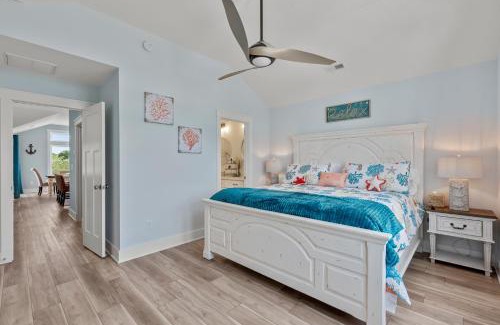 Monteray Shores Casa | The Blue Pearl