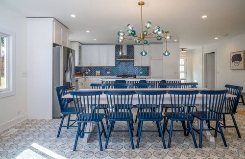 Fox Lake Casa | The “Blue Sapphire” 3BR/3BA Luxury Lakefront Home on Mineola Bay | Stunning Views on Chain O Lakes