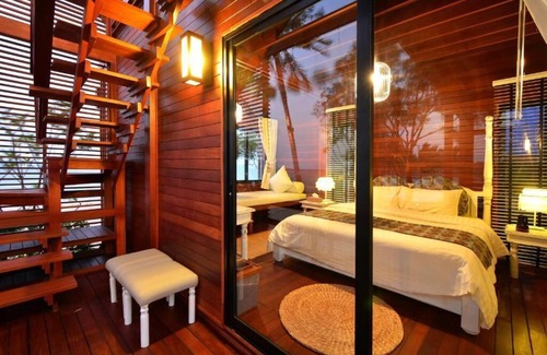Ranong Hotel | The Blue Sky Resort Koh Payam