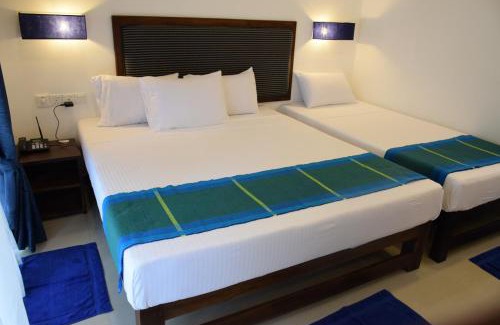 Pottuvil Division 2 Hotel | The Blue Wave Hotel