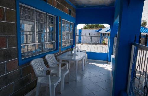 Nakuru Cama Y Desayuno | The Blue Wave
