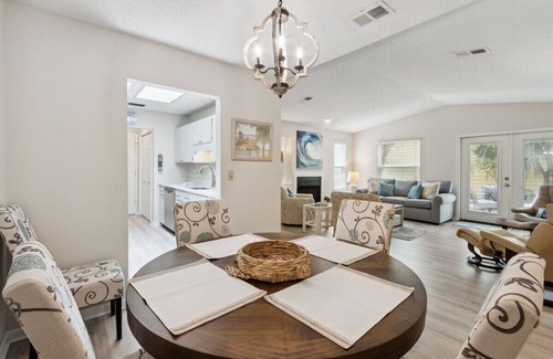 Fernandina Beach Casa | The Blue Whale - Just Blocks to the Beach