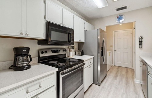 Fernandina Beach Casa | The Blue Whale - Just Blocks to the Beach