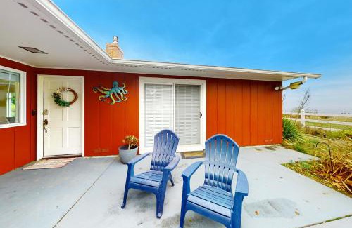 Port Angeles East Casa | The Bluff Cottage