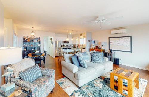 Port Angeles East Casa | The Bluff Cottage