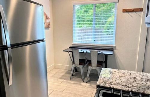 McKinleyville Casa | The Bluff House ~Upgraded & Close to town II