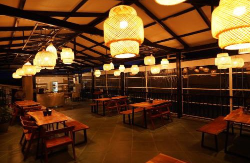 Karjat Complejo | The Boat Club,Karjat