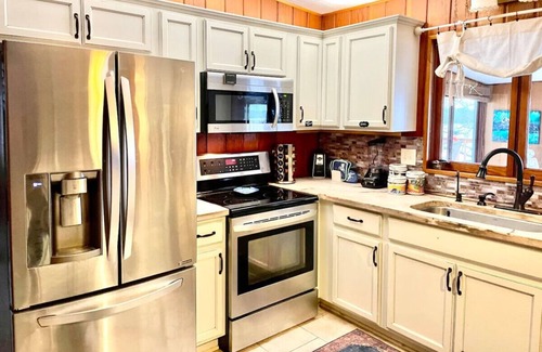 Southmont Cabina | The Boat House hideaway on High Rock Lake