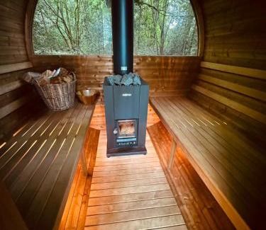 Rowlands Gill Otro | The Bodos Hut