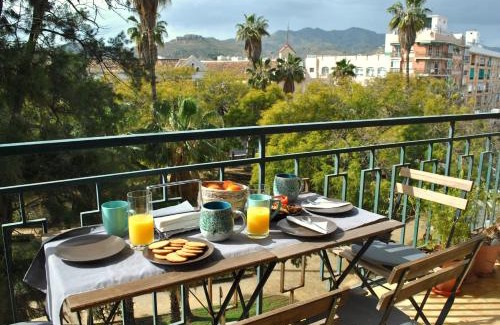 El Ejido Apartamento | THE BOHO-CHIC OASIS, lovely city center apartment