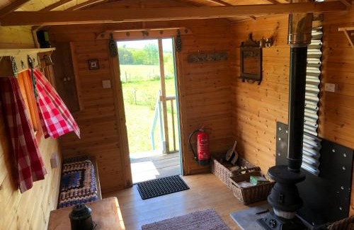 Perth Otro | The Bothy and Wagon at Pitmeadow Farm
