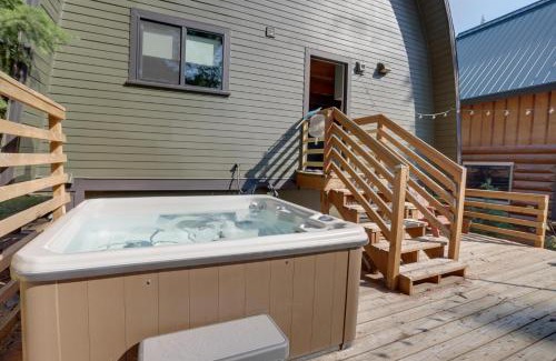 Government Camp Casa | The Bow Roof Cabin - Meredith Lodging