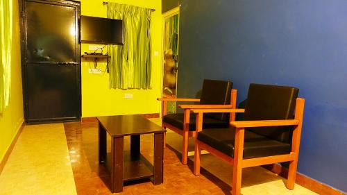 Ooty Complejo | The Bowers Chalet Private Campfire & Lawn BBQ, WIFI, Breakfast Hill Top 360 degree view
