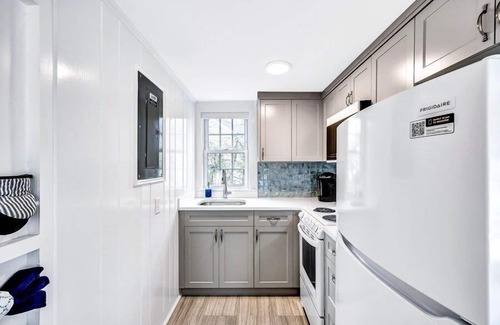 Hyannis Condominio | The Breakwaters Hyannis - Your Home Away From Home! RPAM046