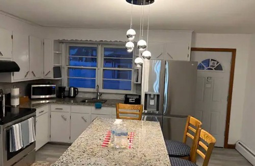 Hartford Casa | The “Brick Haven” central to downtown Hartford