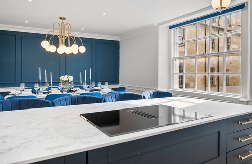 Bath City Centre Apartamento | The Bridgeton - Luxury In Central Bath - Sleeps 20