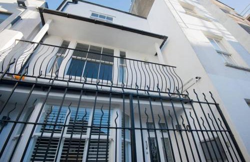Kemptown Casa | The Brighton Parlour with Hot Tub