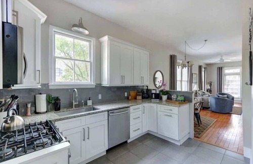 Historic District - North Apartamento | The Broad House, Historic | Renewed | Cozy