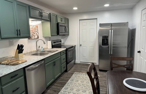 Summerlee Apartamento | The Brown Stone on Main