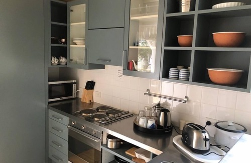 Akaroa Apartamento | The Bruce Waterfront Apartments by AVI