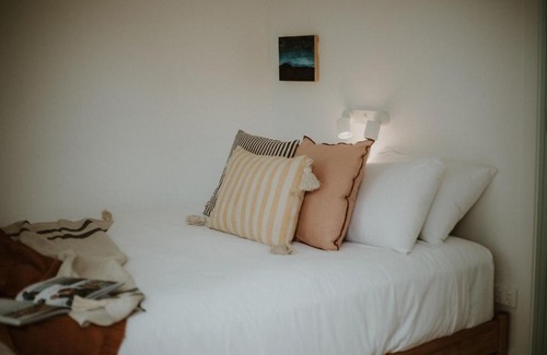 Lunawanna Casa | The Bruny Islander - Little Cabin Hotel