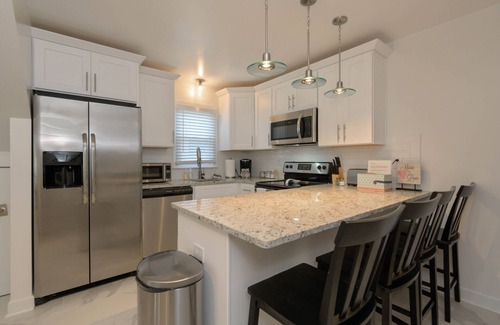 Hillsboro West End Condominio | Dreamy 2BR Condo en el centro de Nashville!