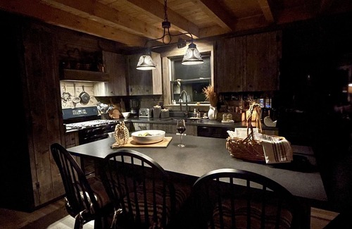 Hood Cabina | The Buckhorn | 3 Bed, 2 Bath