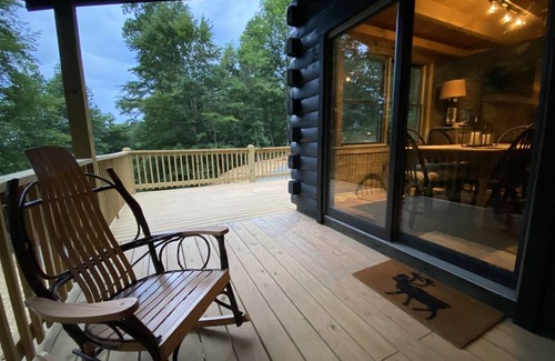 Hood Cabina | The Buckhorn | 3 Bed, 2 Bath