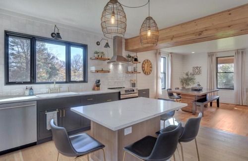 Afton Casa | The Bungalow at Afton Mountain Retreat