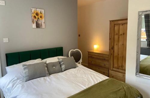 Lichfield Casa | The Bungalow
