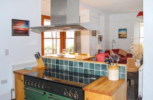 St Ishmaels Casa | The Bungalow