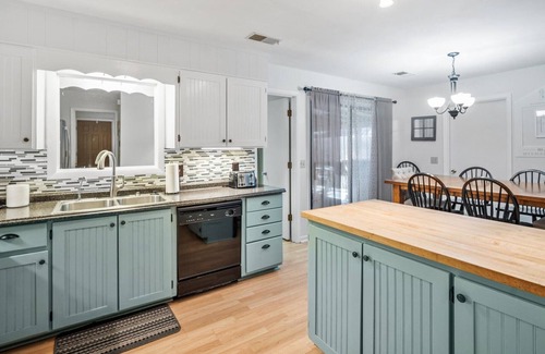Beaufort Casa | "The Bunk House"