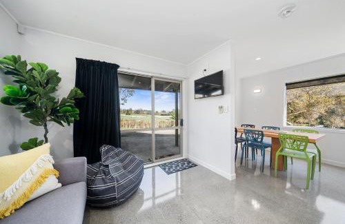 Te Horo Casa | The Bunkhouse - The Lodge Te Horo