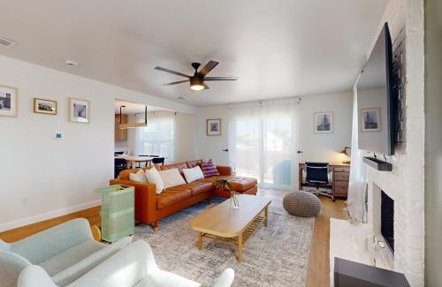 Scofield Farms Casa | The Burgundy House