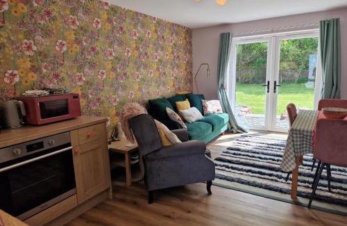 Rowrah Apartamento | The Burrow by Blake View Holidays a peaceful boutique retreat 3 miles from Ennerdale- standard twin or super-king bed available