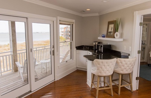 Manteo Cama Y Desayuno | The Burrus House Inn Waterfront Suites