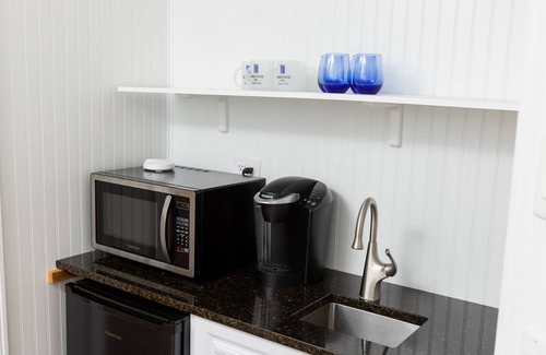Manteo Cama Y Desayuno | The Burrus House Inn Waterfront Suites